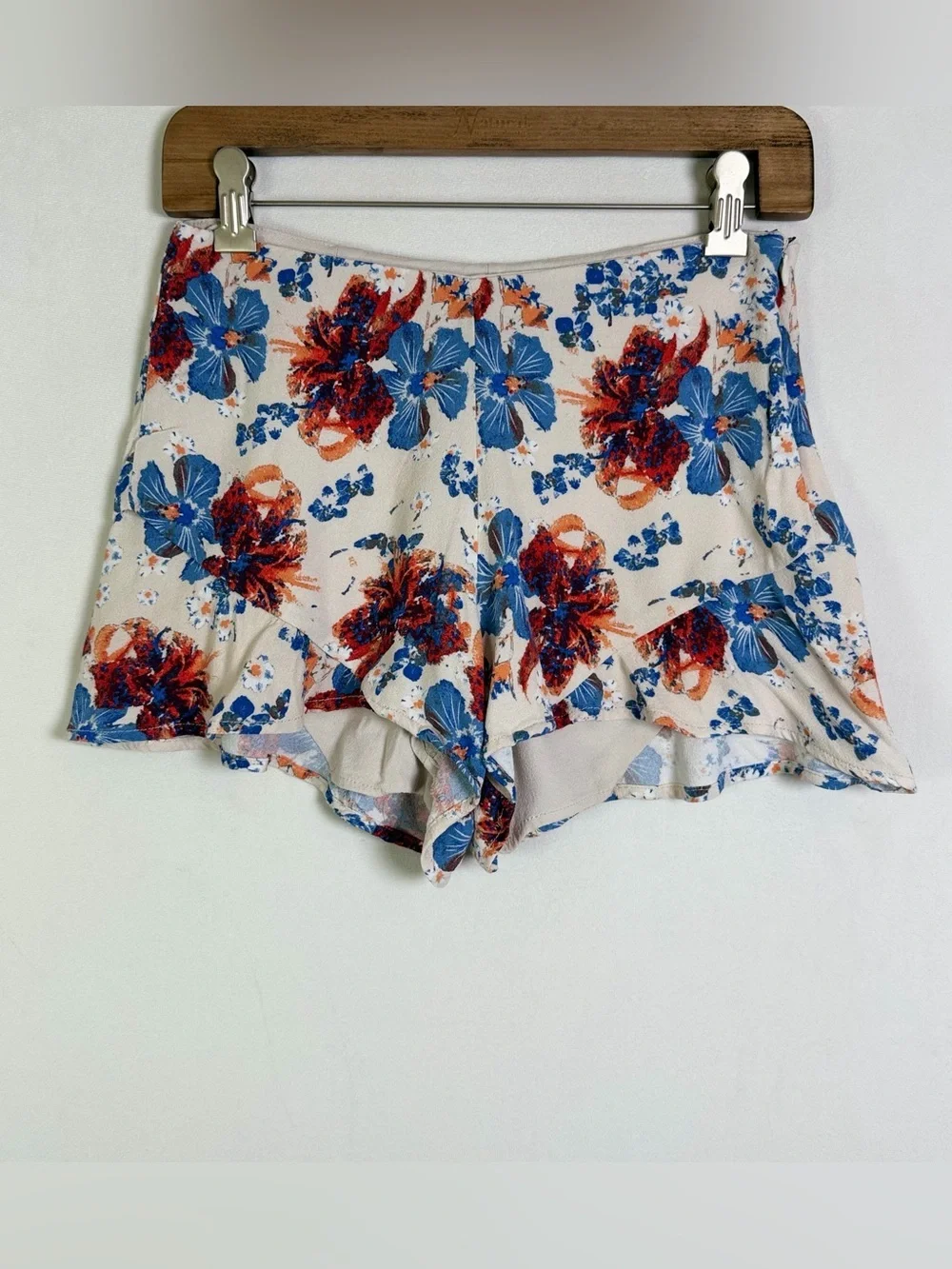 Free People Women’s Floral Ruffle Hem Shorts Sz 2 Boho Festival Cottagecore